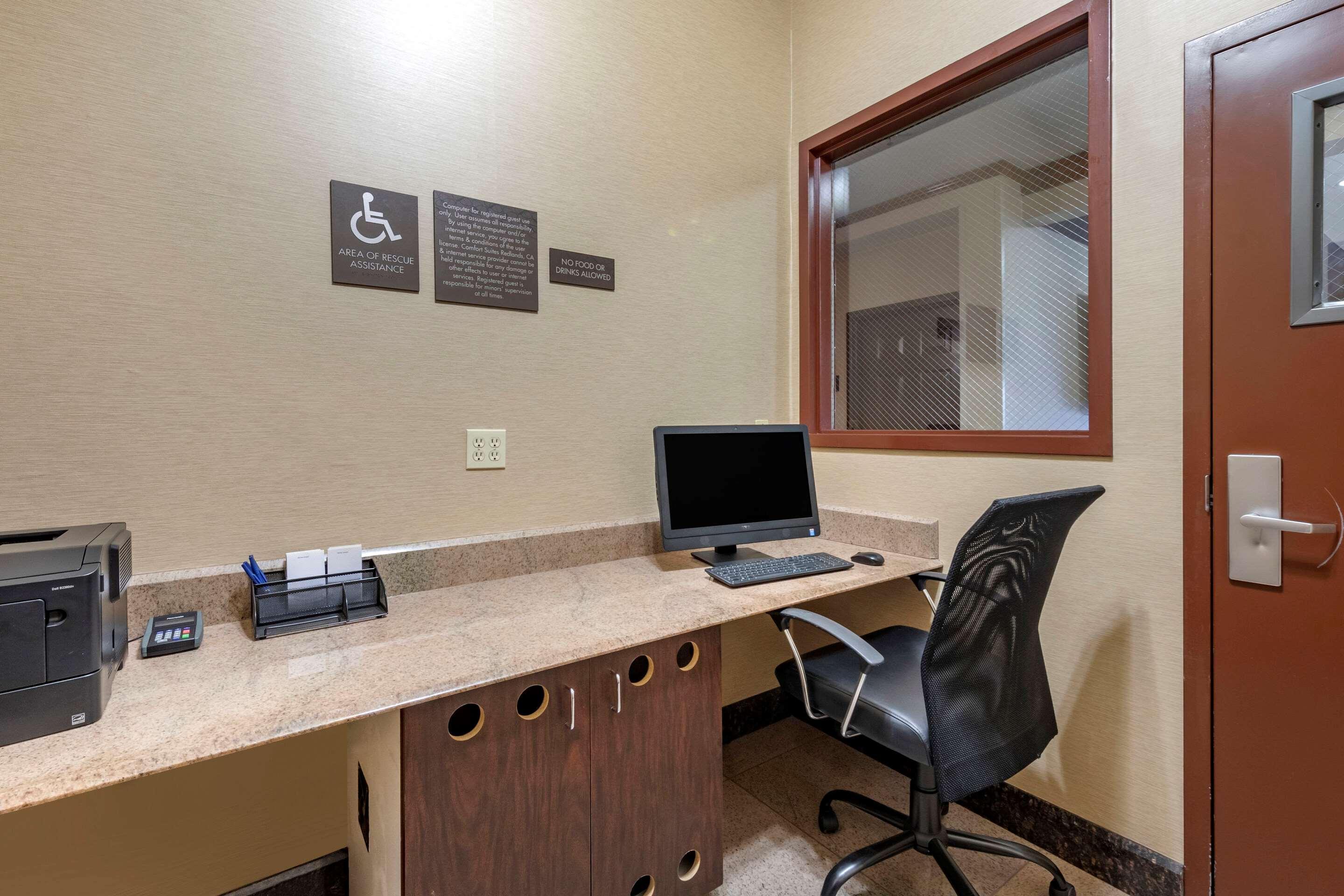 Citrus Suites Redlands Loma Linda Hotel Exteriör bild