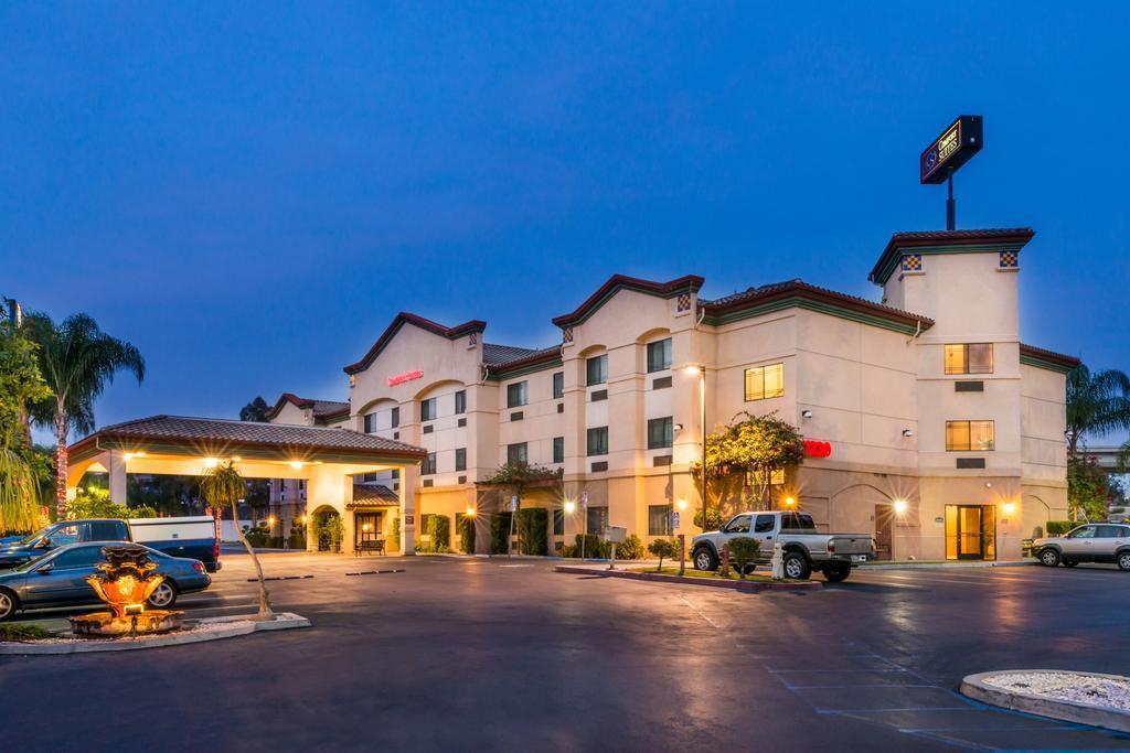 Citrus Suites Redlands Loma Linda Hotel Exteriör bild